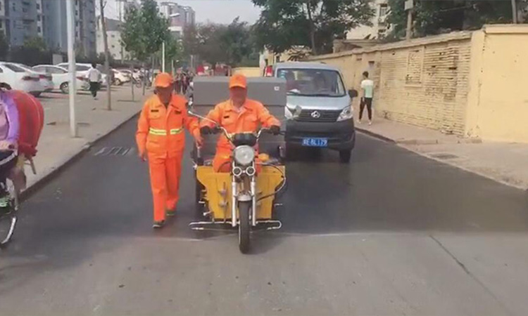 環衛人行道高壓沖洗車 開啟環衛新模式