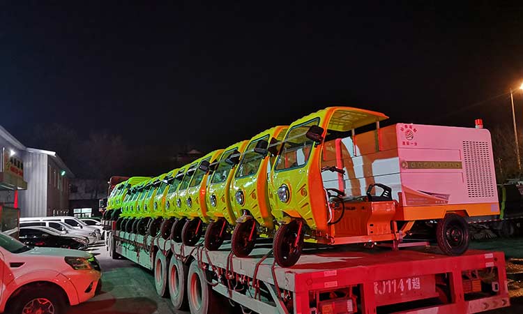 百易長青-電動高壓沖洗車 電動高壓沖洗車