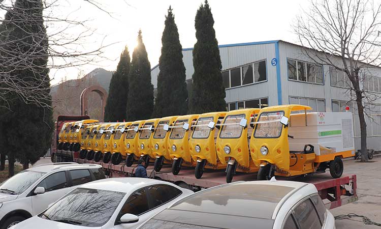 百易長青-多功能高壓沖洗車 小型高壓沖洗車