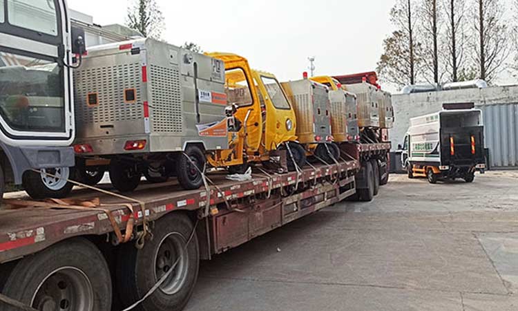 電動高壓清洗車發車準備 電動三路高壓清洗車
