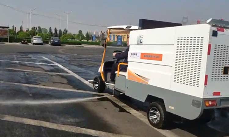 電動高壓清洗車路面清洗作業 環衛四輪高壓清洗車