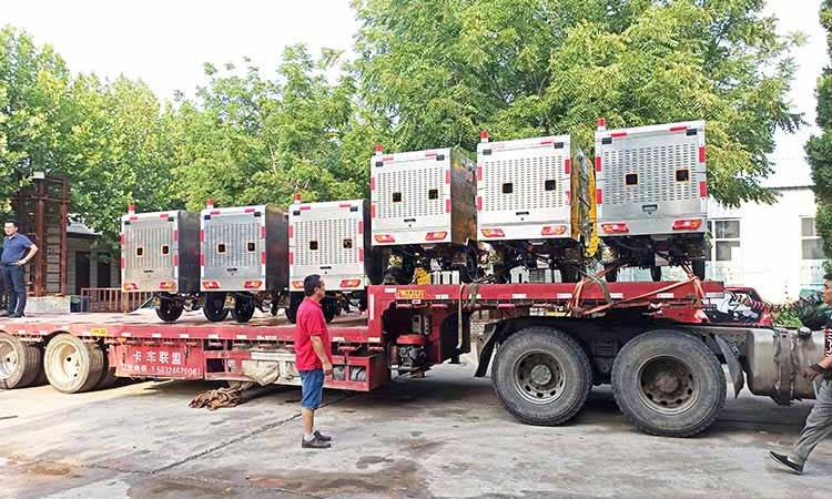 高壓清洗車裝車中 小型高壓清洗車