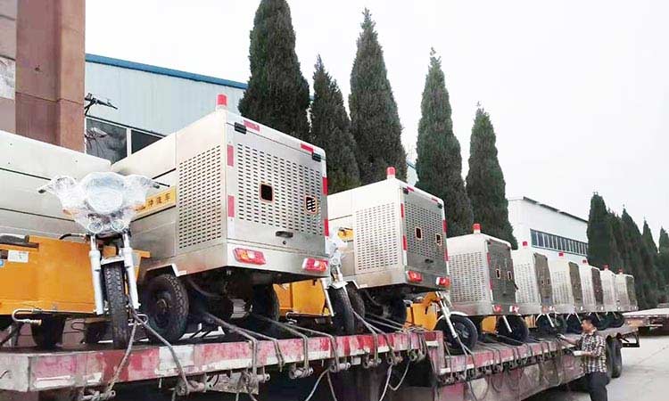 小型三輪高壓清洗車裝車發貨 小型三輪高壓清洗車