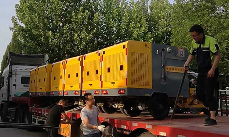 電動環(huán)衛(wèi)高壓清洗車 小型高壓清洗車