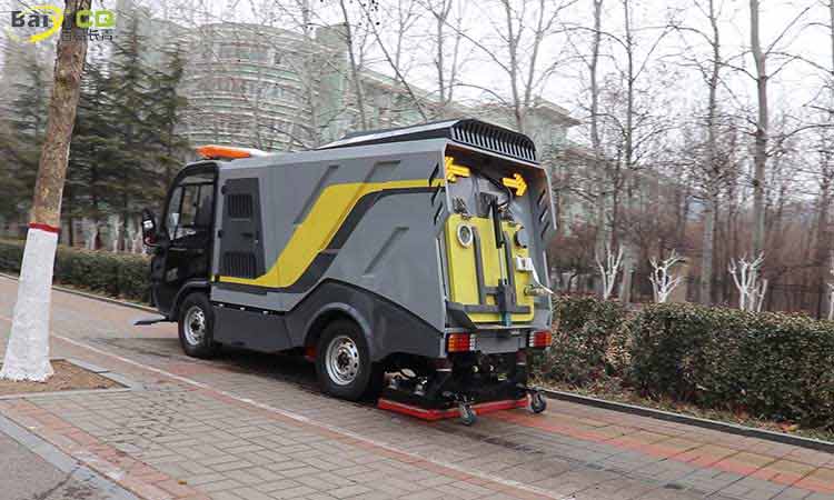 深度清潔車
馬路深度清潔車