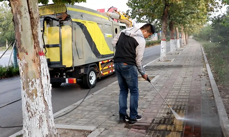 純電動多功能樹葉收集車 市政樹葉收集車