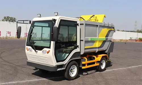 百易長青小區(qū)垃圾清運車自動裝卸垃圾不落地,污水不外溢