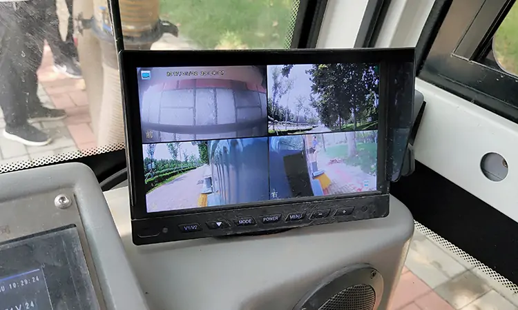 樹(shù)葉收集車(chē) 樹(shù)葉收集車(chē)