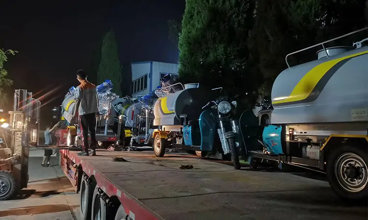 小型電動灑水車