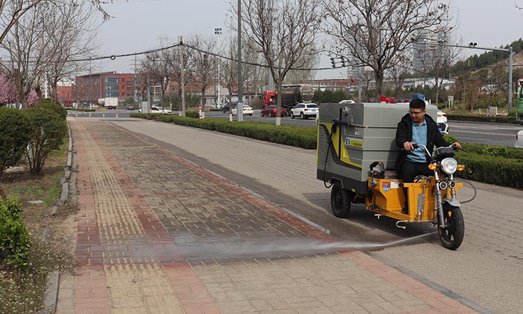 小型三輪高壓清洗車多種作業模式讓環衛更高效