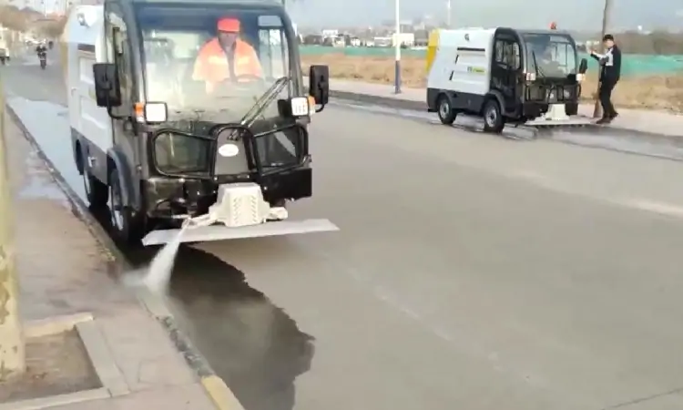 四輪高壓清洗車