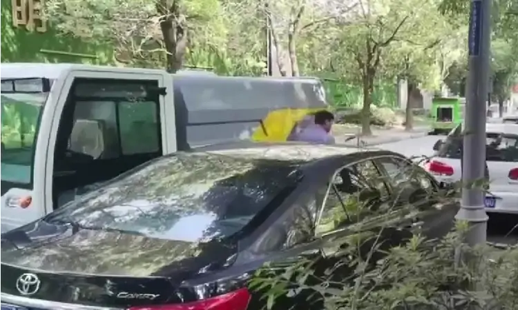 電動四輪高壓清洗車