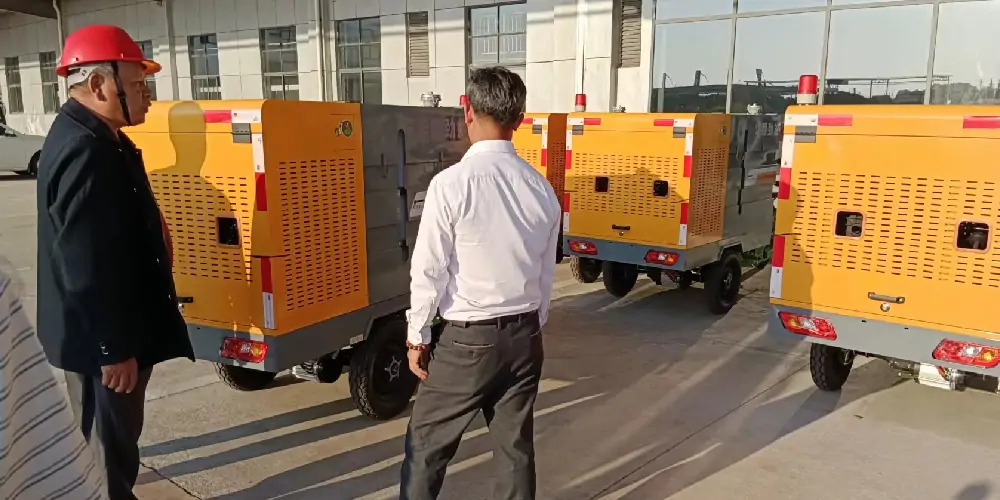 小型高壓清洗車 小型高壓清洗車