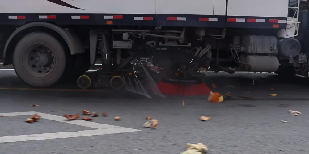 純電動(dòng)樹(shù)葉收集車(chē) 純電動(dòng)樹(shù)葉收集車(chē)