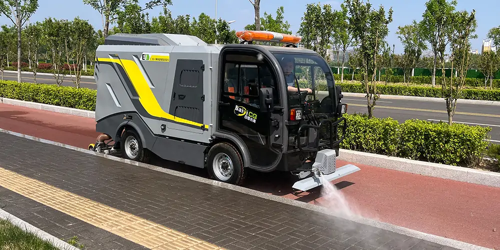 純電動(dòng)深度清潔車(chē) 純電動(dòng)深度清潔車(chē)/