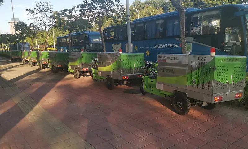 百易多功能小型高壓清洗車抵達深圳某環衛公司-順利交接,讓世界更清潔!