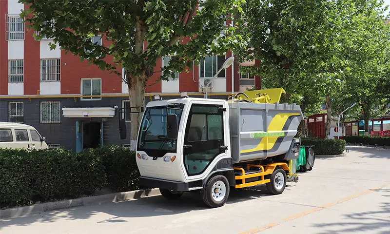 忘了汽油版本環(huán)衛(wèi)車吧！這款純電動后裝式垃圾清運車，可解決眾多垃圾轉(zhuǎn)運難題！