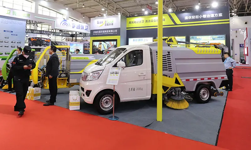 有公告,可上牌!新能源純電動(dòng)洗掃車(chē)大升級(jí)!洗掃吸一體結(jié)合,還帶手持高壓沖洗系統(tǒng)!