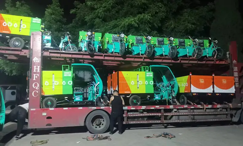 多功能高壓清洗車發貨深圳!助力深圳環衛美好生活環境!