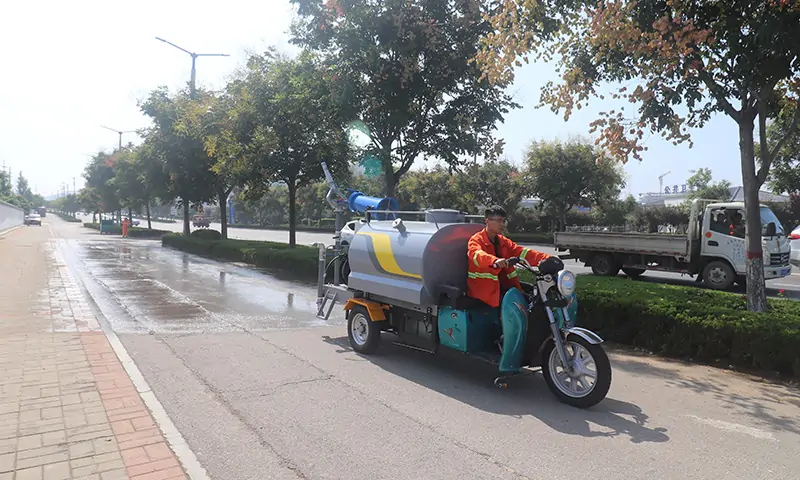 三輪樹葉收集車,體積小巧,操作簡單,環衛作業必不可少落葉收集神器!