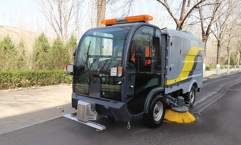 未來環保新時代:小型純電動洗掃車的革命性擔當