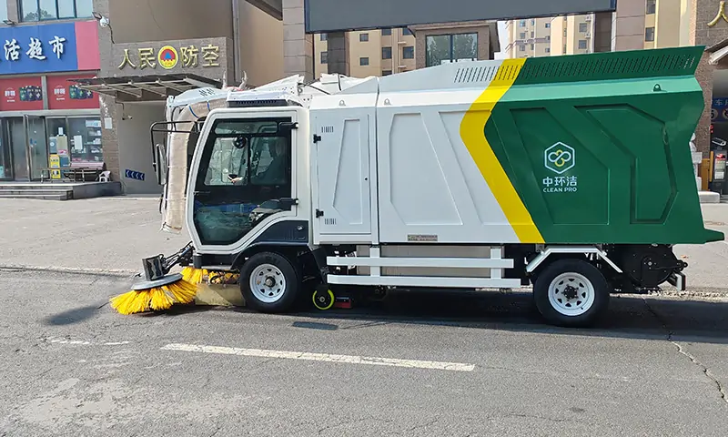 多功能樹葉收集車:環衛利器的秋季神器,助力河南環衛。