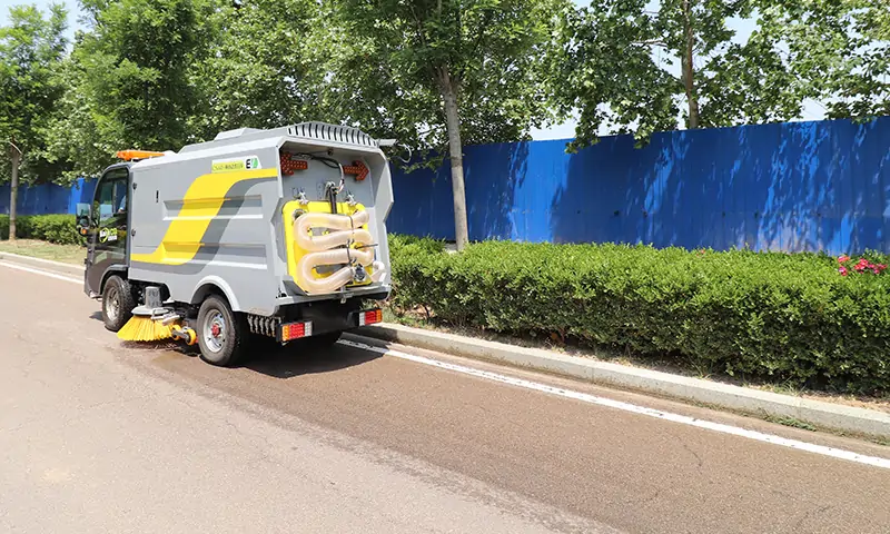 純電動洗掃車:引領綠色道路清潔新時代,顛覆傳統洗掃模式!