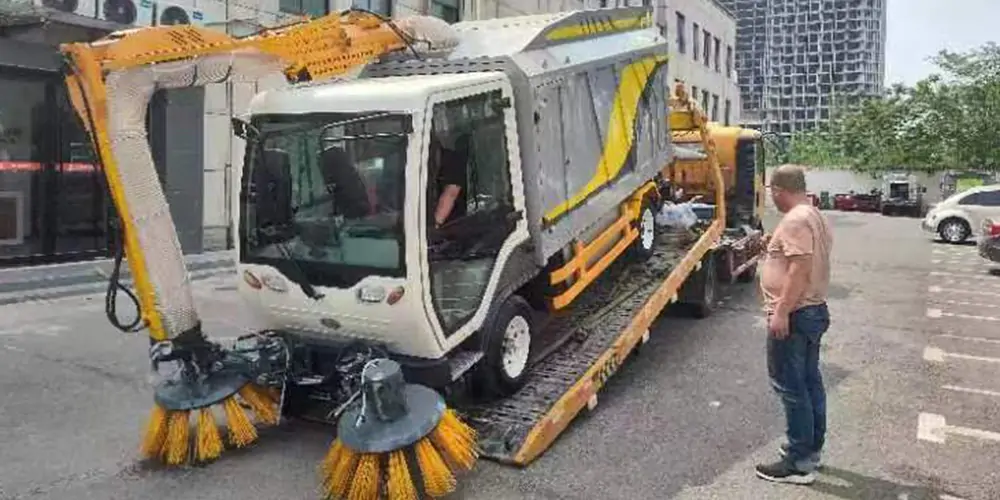 樹葉收集車_多功能樹葉收集車_吸樹葉的機(jī)器_新型樹葉收集車_電動樹葉專用收集車 樹葉收集車_多功能樹葉收集車_吸樹葉的機(jī)器_新型樹葉收集車_電動樹葉專用收集車