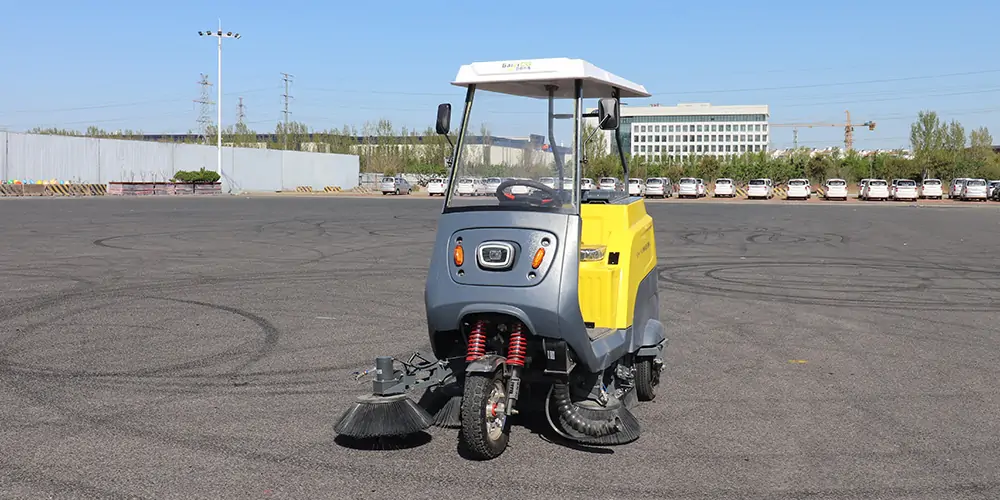 清掃車 電動掃地車 廠區掃地車 園區掃路車 景區清掃車 清掃車 電動掃地車 廠區掃地車 園區掃路車 景區清掃車