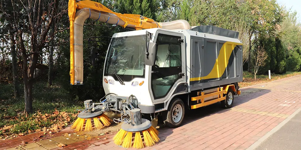 新型樹葉收集車,電動樹葉專用收集車,樹葉收集一體車,吸入式樹葉收集車 新型樹葉收集車,電動樹葉專用收集車,樹葉收集一體車,吸入式樹葉收集車