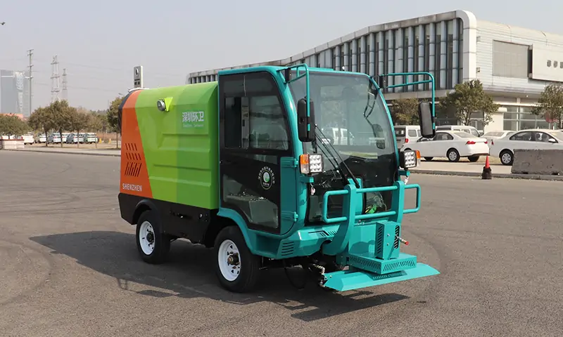 四輪多功能高壓沖洗車:助力美好城市環境建設的綠色利器