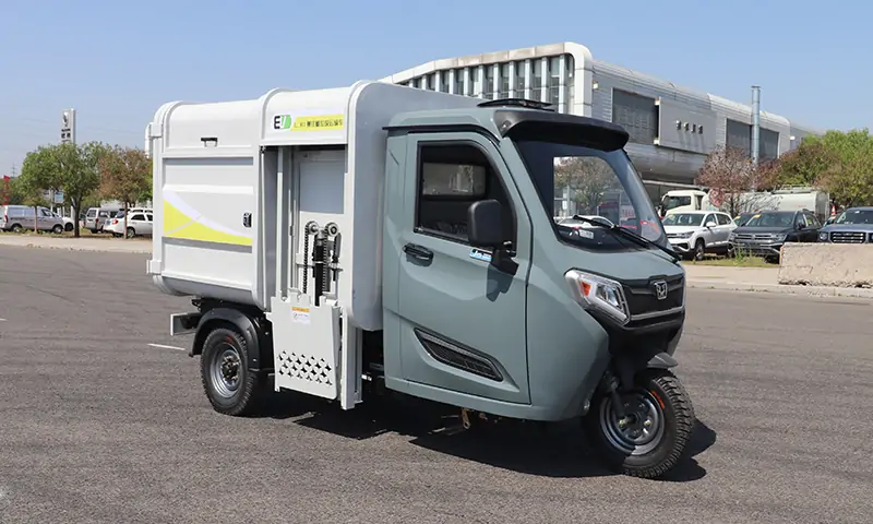 新能源垃圾清運(yùn)車(chē)助力環(huán)衛(wèi)事業(yè),顯著提升城市環(huán)境質(zhì)量