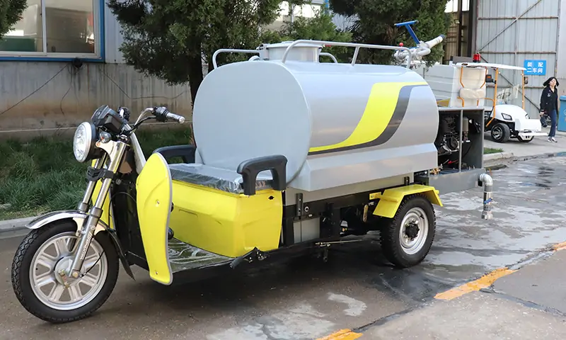 小型三輪消防車:靈活高效的消防解決方案