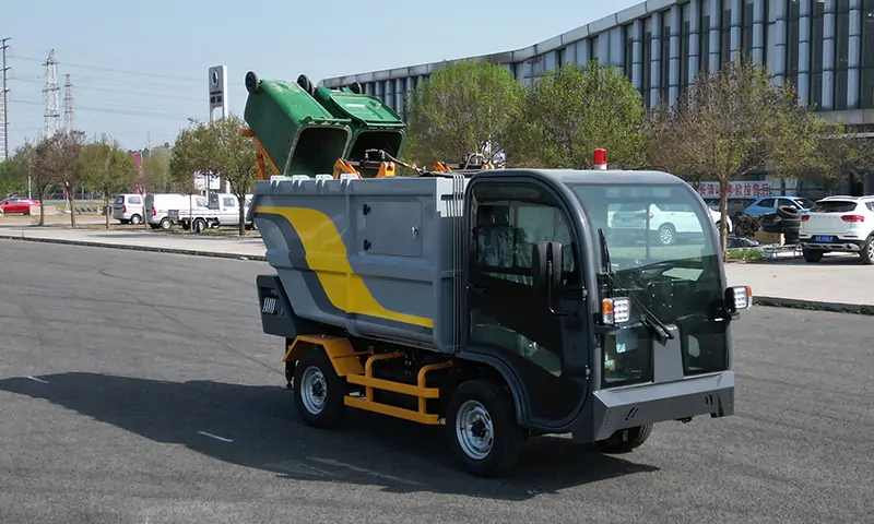 后裝式垃圾清運車，垃圾轉(zhuǎn)運專用設備，助力打造低碳城市