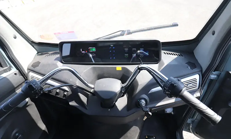 電動(dòng)垃圾車 掛桶垃圾車 三輪垃圾車 小型垃圾車 自卸垃圾車 電動(dòng)垃圾車 掛桶垃圾車 三輪垃圾車 小型垃圾車 自卸垃圾車