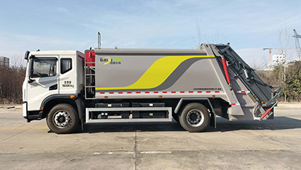 新能源壓縮式垃圾車BY-CS18000操作環(huán)境