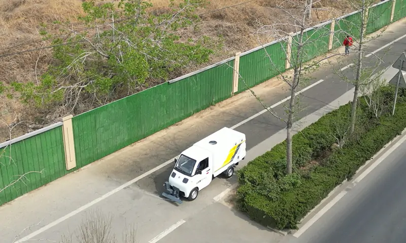 新能源路面養(yǎng)護(hù)車(chē):創(chuàng)新清潔解決方案,提升城市環(huán)境質(zhì)量
