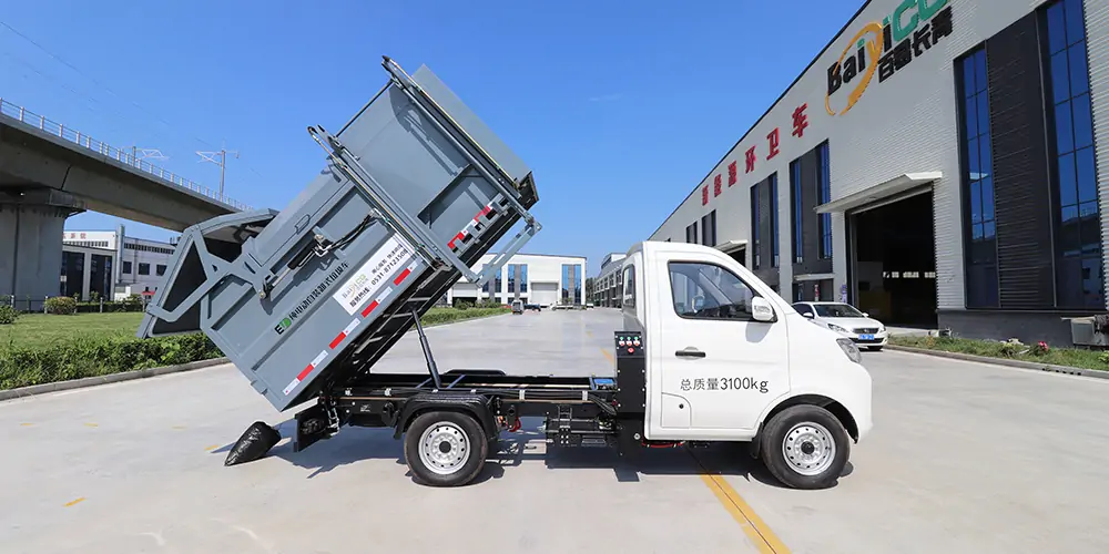 新能源側裝垃圾車,新能源垃圾車,小型垃圾車,純電動垃圾車,環衛垃圾車,垃圾車 新能源側裝垃圾車,新能源垃圾車,小型垃圾車,純電動垃圾車,環衛垃圾車,垃圾車