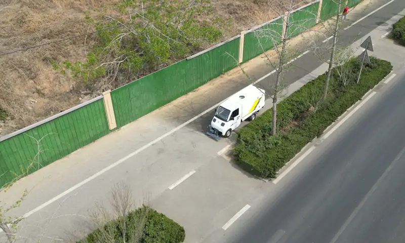 純電動高壓清洗車——城市環衛智能化的新選擇